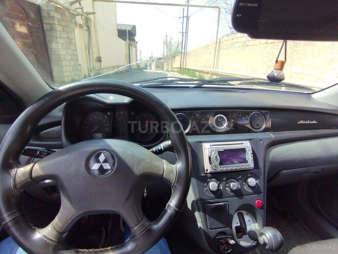 Mitsubishi Airtrek 2001, 242,420 km - 2.0 л - Bakı