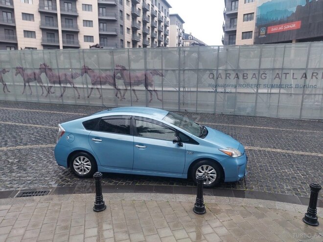 Toyota Prius 2013, 354,056 km - 1.8 l - Bakı