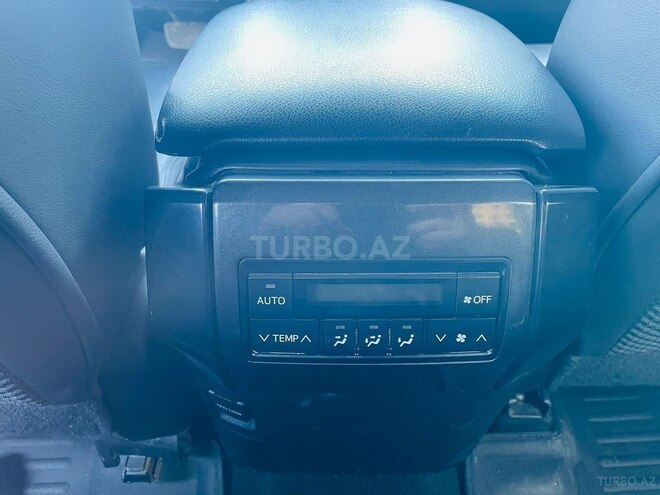 Toyota Land Cruiser Prado 2013, 275,000 km - 2.7 l - Bakı