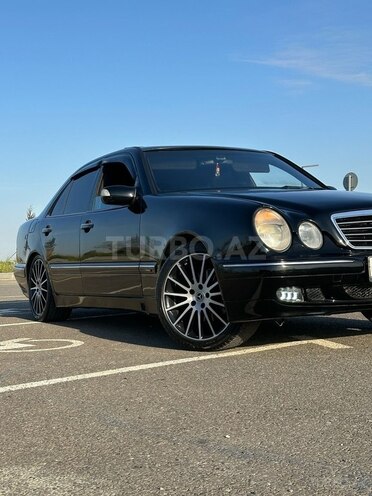 Mercedes E 270 2000, 389,000 km - 2.7 l - Bakı