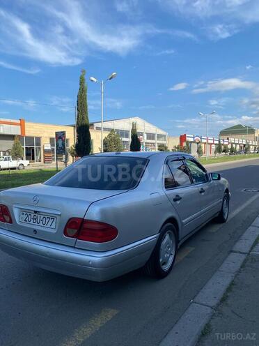 Mercedes E 240 1999, 61,446 km - 2.4 l - Gəncə