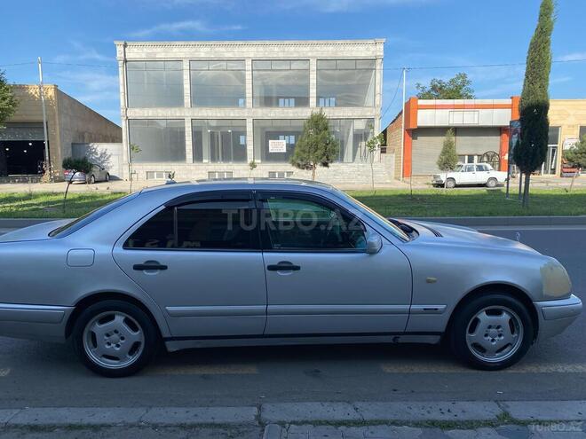 Mercedes E 240 1999, 61,446 km - 2.4 l - Gəncə