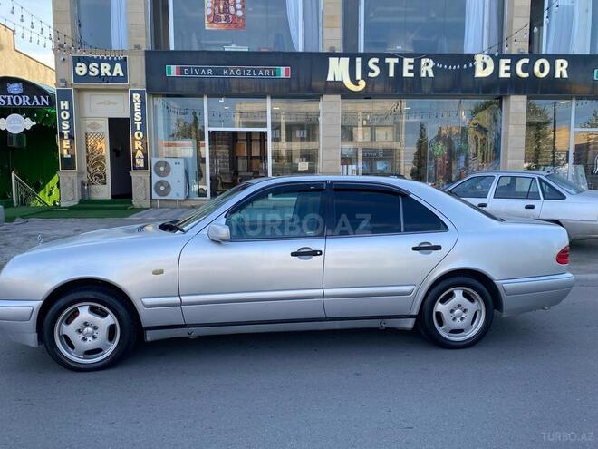 Mercedes E 240 1999, 61,446 km - 2.4 l - Gəncə