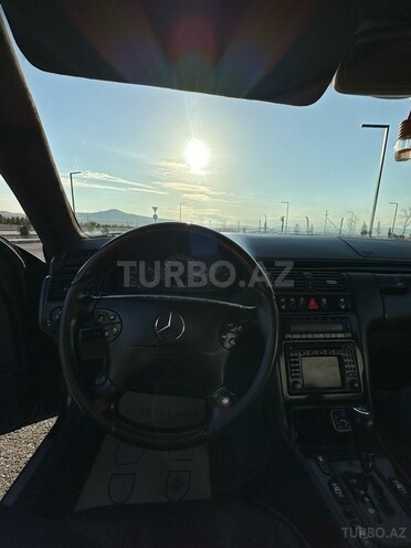 Mercedes E 270 2000, 389,000 km - 2.7 l - Bakı