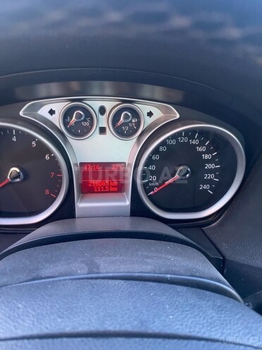 Ford Focus 2013, 216,000 km - 1.6 л - Naxçıvan