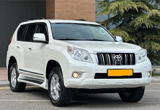 Toyota Land Cruiser Prado 2013, 125,000 km - 2.7 l - Bakı