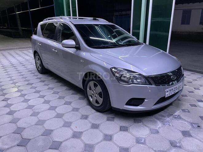 Kia Ceed 2011, 224,000 km - 1.6 l - Bakı