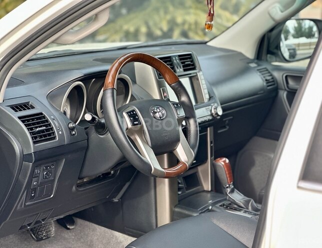 Toyota Land Cruiser Prado 2013, 125,000 km - 2.7 l - Bakı