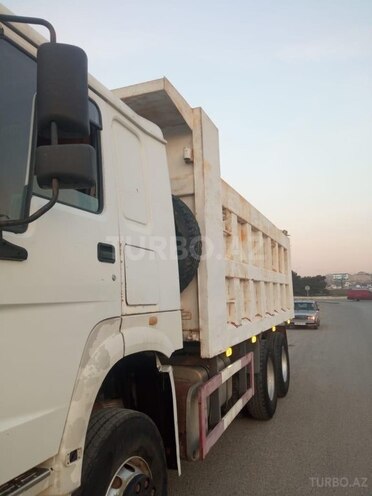 HOWO Sinotruk 2012, 250,000 km - 9.7 l - Bakı