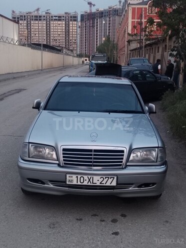 Mercedes C 220 d 2000, 355,000 km - 2.2 l - Bakı