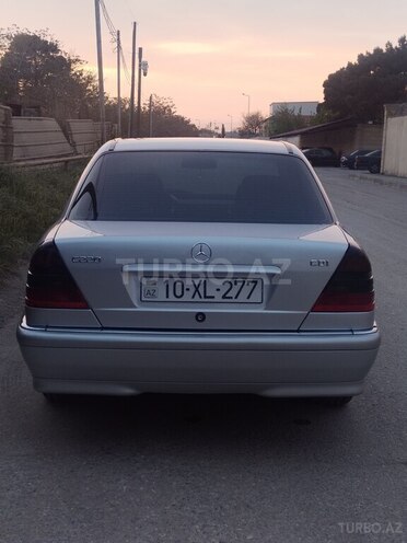 Mercedes C 220 d 2000, 355,000 km - 2.2 l - Bakı