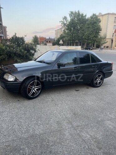 Mercedes C 250 d 1994, 124,678 km - 2.5 l - Gəncə