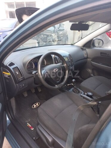 Hyundai i30 2009, 250,000 km - 1.6 л - Bakı