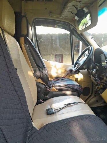 Mercedes Sprinter 515 2009, 310,000 km - 2.7 л - Şirvan