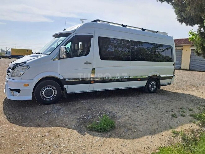 Mercedes Sprinter 515 2009, 310,000 km - 2.7 л - Şirvan