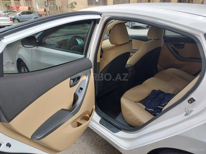 Hyundai Elantra 2012, 118,000 km - 1.6 l - Bakı
