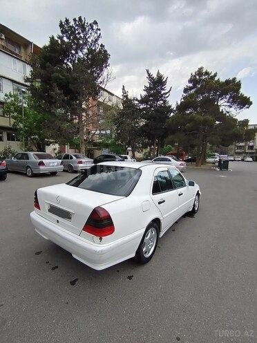 Mercedes C 240 2000, 410,000 km - 2.4 l - Bakı