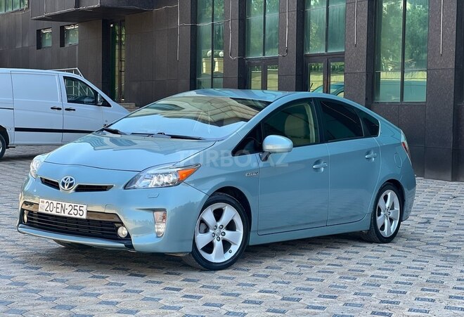 Toyota Prius 2015, 213,689 km - 1.8 л - Gəncə