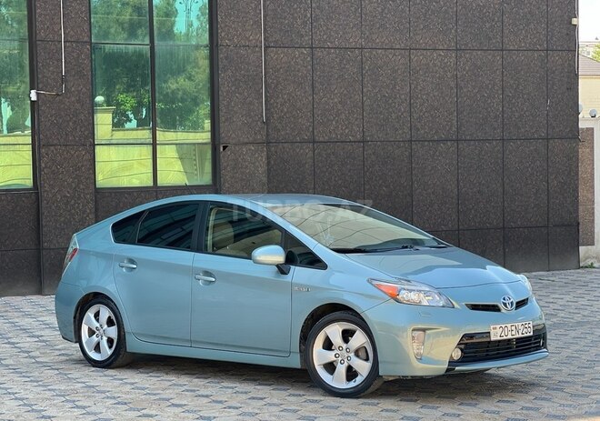 Toyota Prius 2015, 213,689 km - 1.8 л - Gəncə