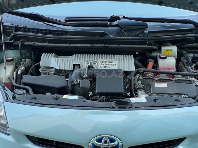 Toyota Prius 2015, 213,689 km - 1.8 л - Gəncə