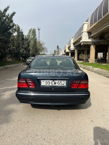 Mercedes E 220 d 2000, 237,000 km - 2.2 л - Bakı