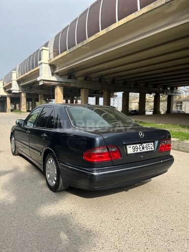 Mercedes E 220 d 2000, 237,000 km - 2.2 л - Bakı