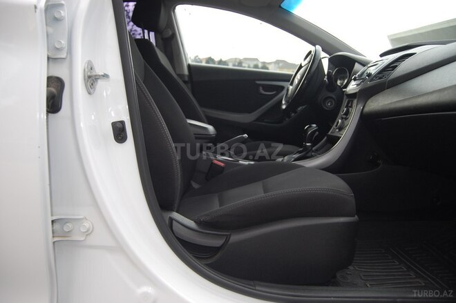 Hyundai Elantra 2014, 129,500 km - 1.8 l - Bakı