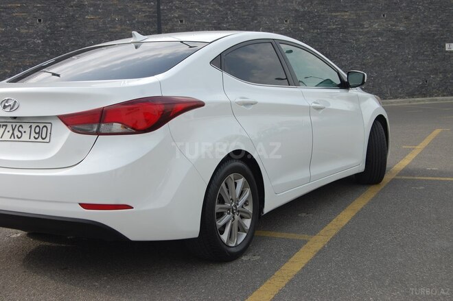 Hyundai Elantra 2014, 129,500 km - 1.8 l - Bakı