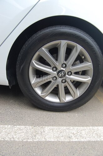 Hyundai Elantra 2014, 129,500 km - 1.8 l - Bakı