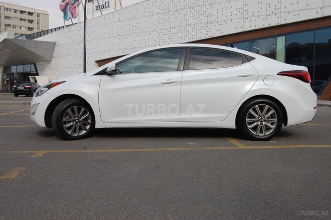 Hyundai Elantra 2014, 129,500 km - 1.8 l - Bakı