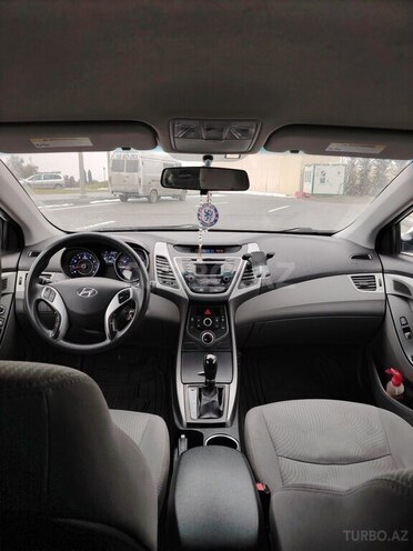 Hyundai Elantra 2015, 244,620 km - 1.8 л - Bakı