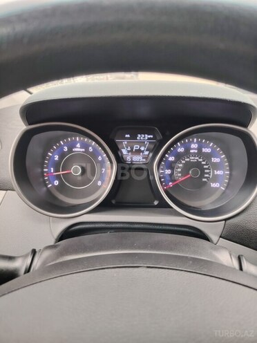 Hyundai Elantra 2015, 244,620 km - 1.8 л - Bakı