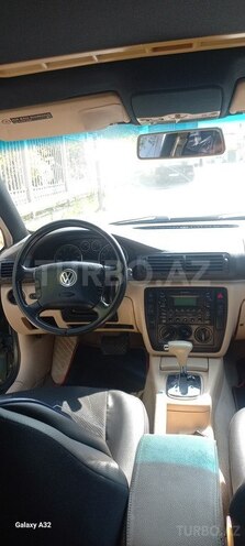 Volkswagen Passat 2001, 226,500 km - 1.8 l - Bakı