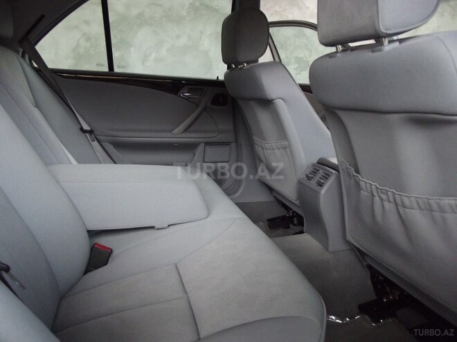 Mercedes E 240 2000, 117,300 km - 2.4 l - Gəncə