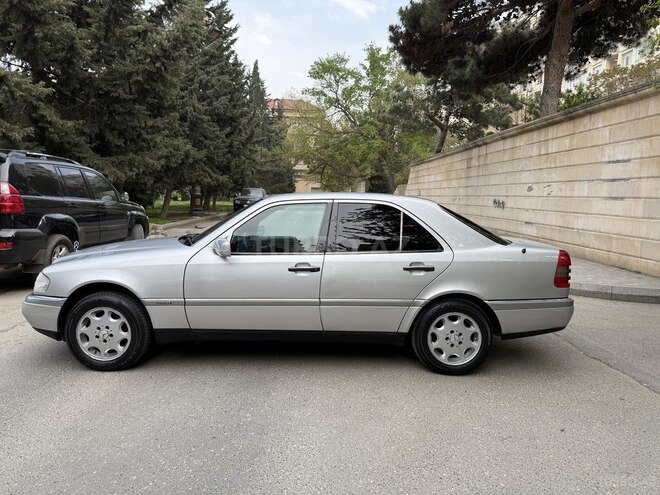 Mercedes C 200 1996, 259,700 km - 2.0 l - Bakı
