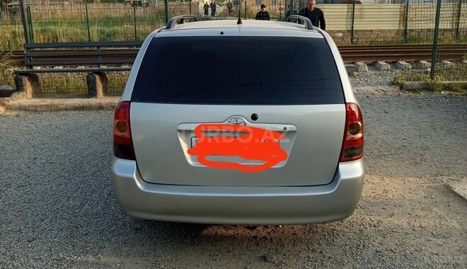 Toyota Corolla 2006, 240,000 km - 1.4 l - Bakı