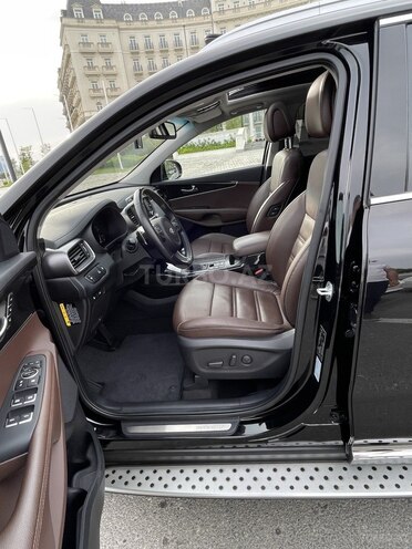 Kia Sorento-10