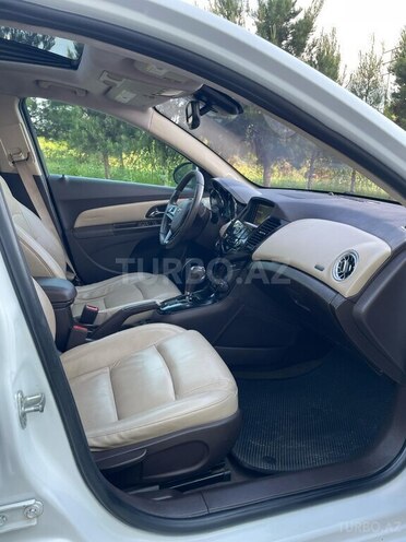 Chevrolet Cruze 2013, 260,000 km - 1.4 l - Ağdaş