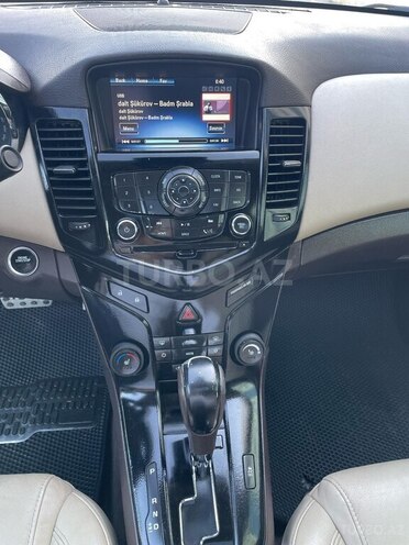 Chevrolet Cruze 2013, 260,000 km - 1.4 l - Ağdaş