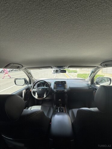 Toyota Land Cruiser Prado 2011, 330,000 km - 2.7 l - Bakı