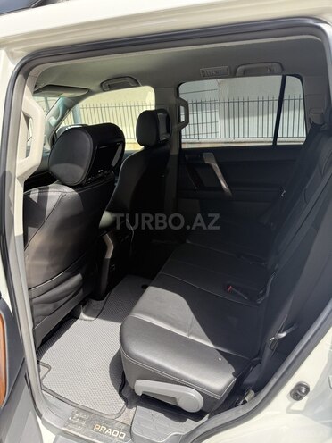 Toyota Land Cruiser Prado 2011, 330,000 km - 2.7 l - Bakı