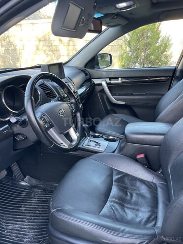 Kia Sorento 2011, 326,000 km - 2.0 l - Bakı