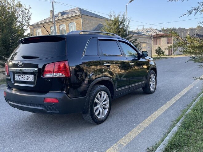 Kia Sorento 2011, 326,000 km - 2.0 l - Bakı