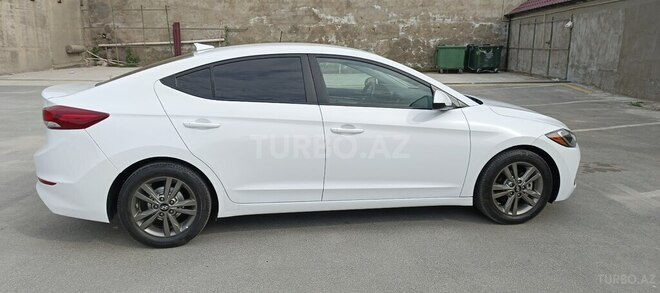 Hyundai Elantra 2016, 106,098 km - 2.0 l - Bakı