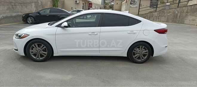 Hyundai Elantra 2016, 106,098 km - 2.0 l - Bakı