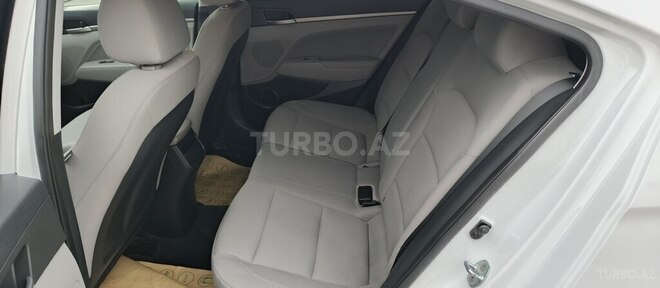 Hyundai Elantra 2016, 106,098 km - 2.0 l - Bakı