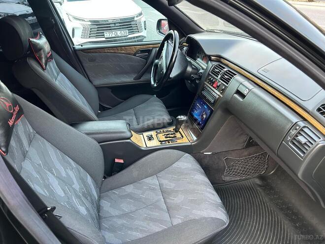 Mercedes E 240 1999, 694,000 km - 2.4 l - Bakı
