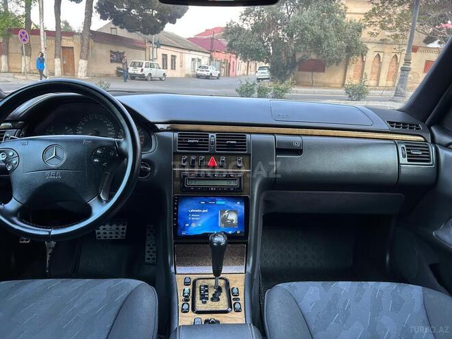 Mercedes E 240 1999, 694,000 km - 2.4 l - Bakı
