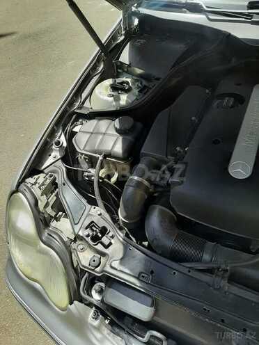 Mercedes C 220 d 2002, 329,000 km - 2.2 l - Bakı