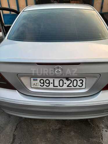 Mercedes C 220 d 2002, 329,000 km - 2.2 l - Bakı